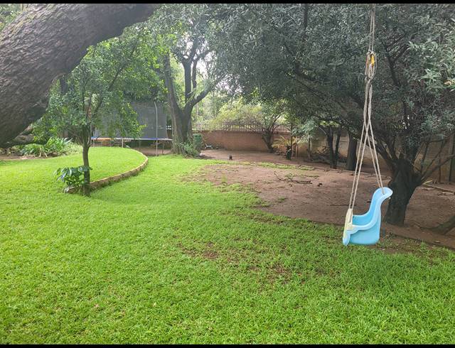 4 BEDROOM HOUSE TO LET IN SAFARI GARDENS